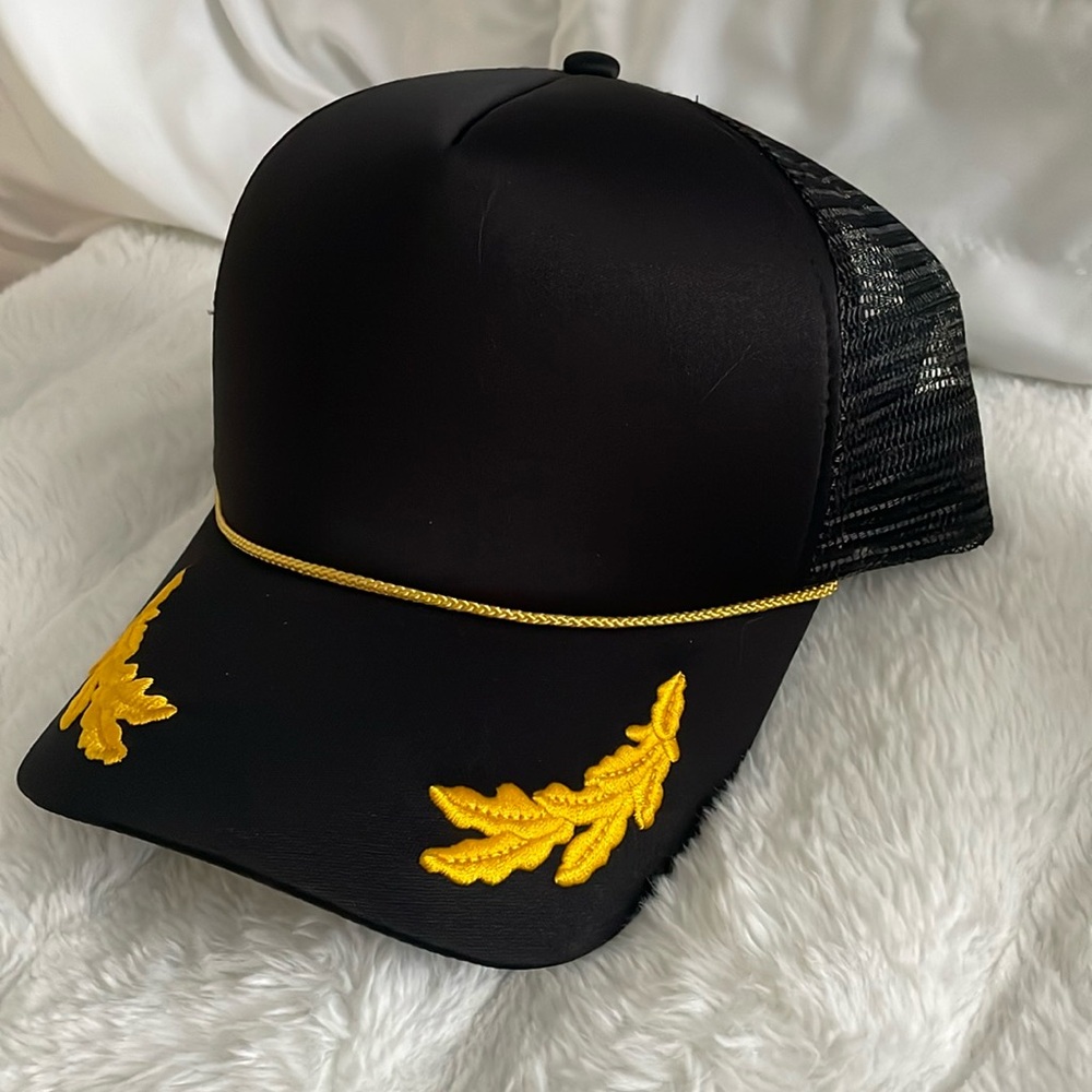 Captain SnapBack hat